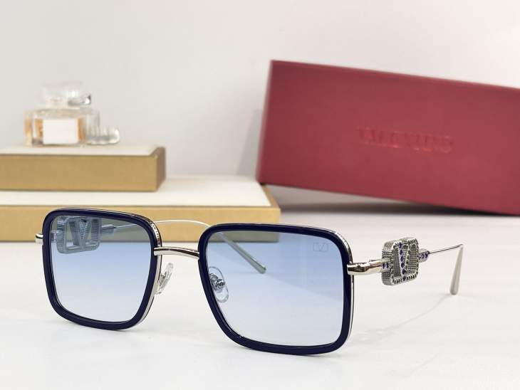 Picture of Valentino Sunglasses _SKUfw75760459fw